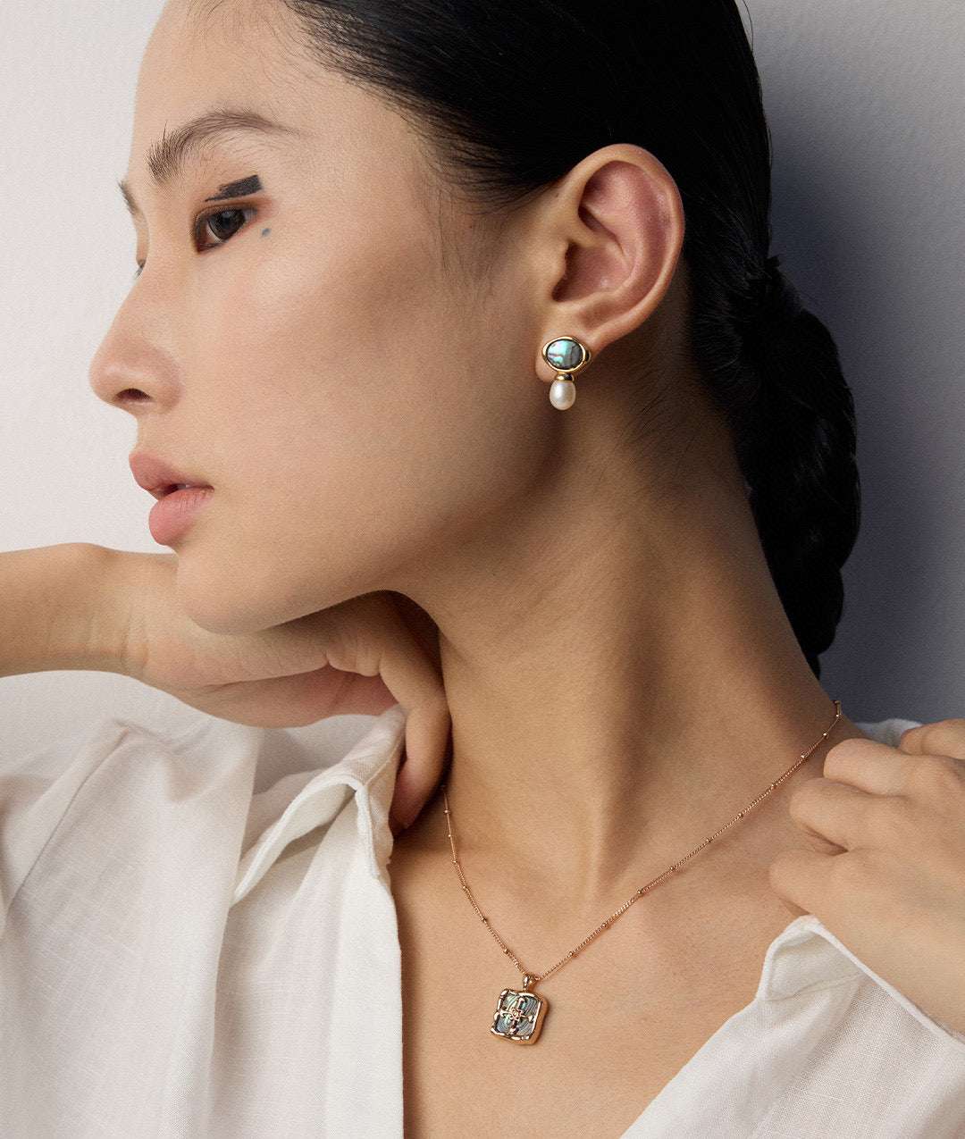 Scallop Halo Earrings|Women's Halo Earrings|Eudorra Jewelry