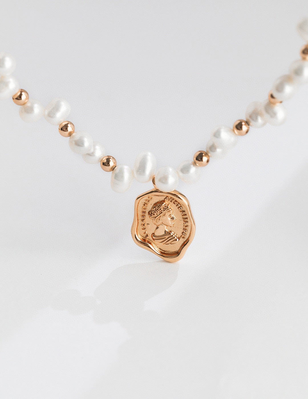 Pearl Medallion Necklace | Medallion Necklace | Eudorra Jewelry