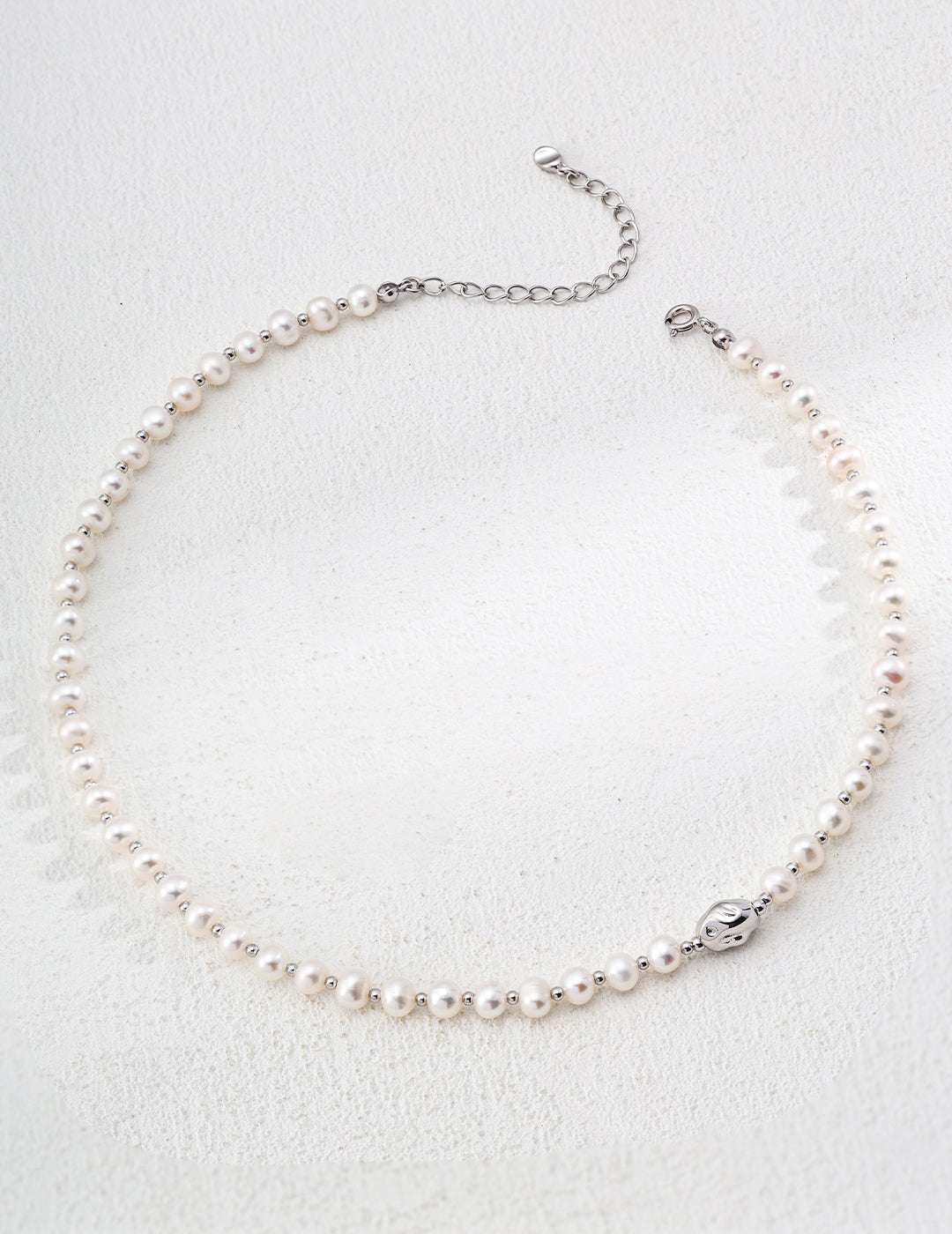 Solitaire Resonance Bracelet |Eudorra Jewelry.