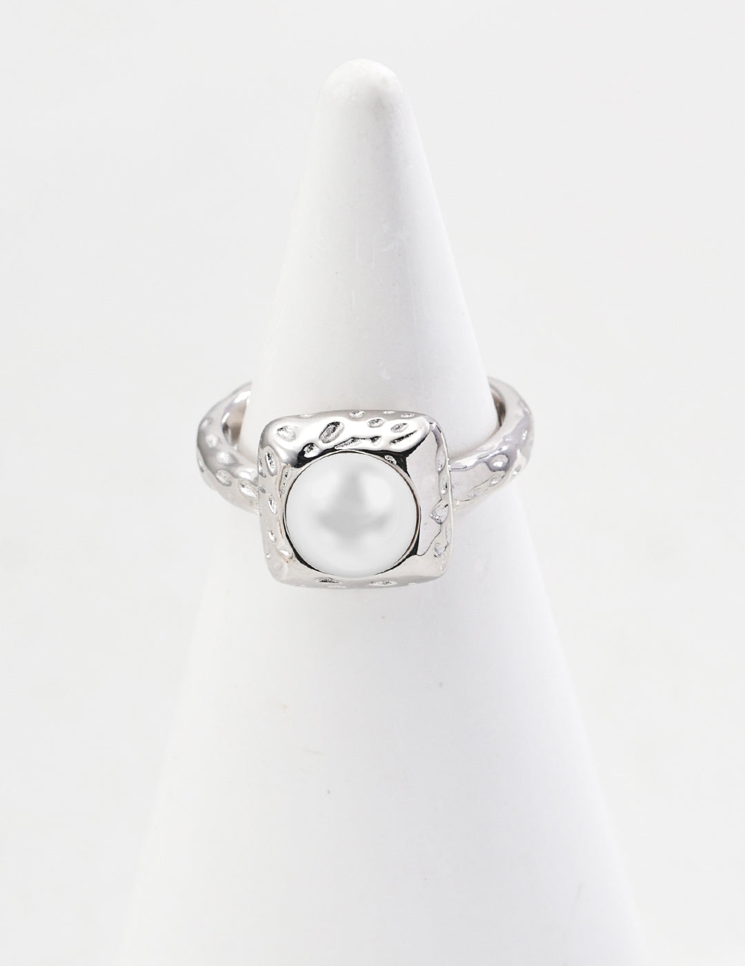Nomadic Pearl Ring |Eudorra Jewelry.