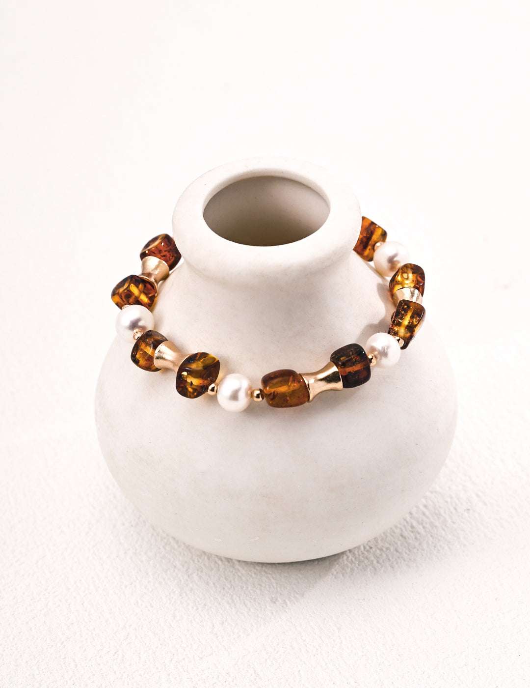 Amber Bloom Strand Bracelet ｜Eudorra Jewelry.