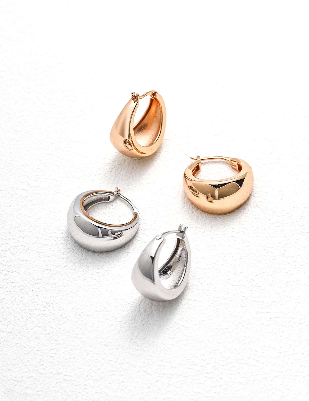 Naked Resonance Earrings ｜Eudorra Jewelry.